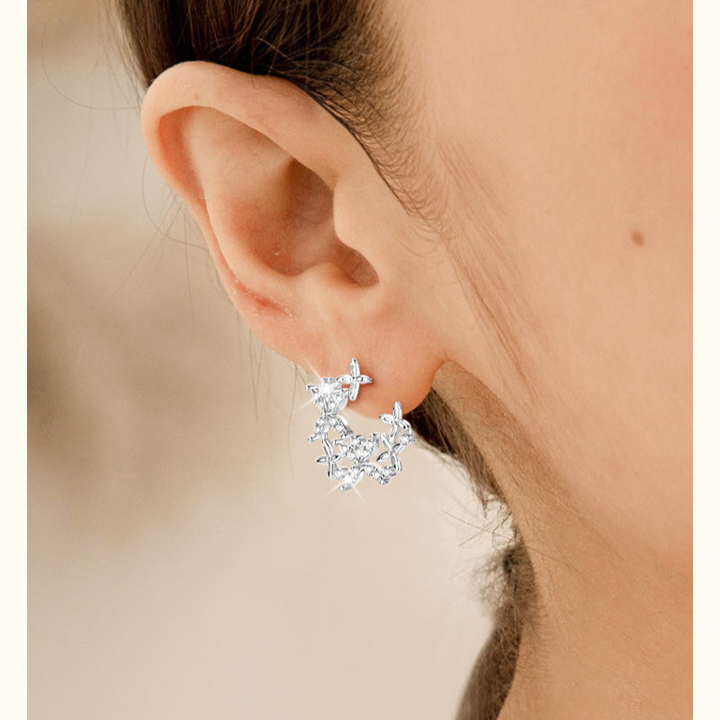 Fashion Girls Silver Jewelry, Stunning Moissanite Earrings with Unique Four-leaf Clover Design for Women.