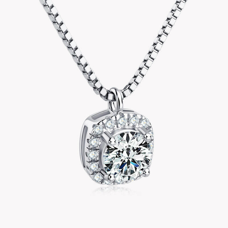 New Jewelry for Women Moissanite Pendant Necklace Fashion S925 Sterling Silver Versatile Premium Clavicle Necklace Valentine's Day Gift.